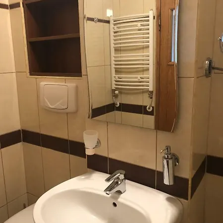 Apartament Untold *