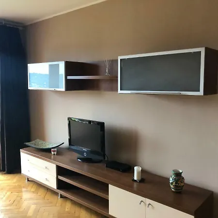 Apartament Untold شقة